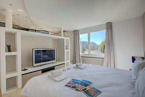 Lugano Lake View Villa w. Private Pool