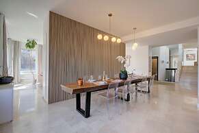 Lugano Lake View Villa w. Private Pool