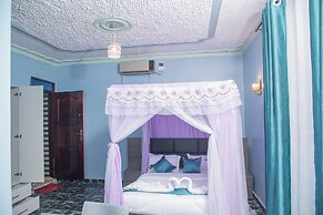 Legacy Chillout kasese