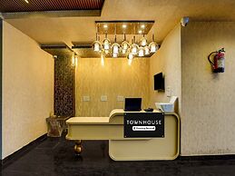 Townhouse Subharti University Meerut