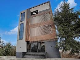 Townhouse Subharti University Meerut