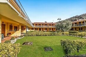 Residence La Perla Apartments