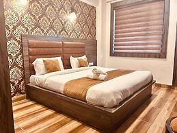 Hotel R C Regency