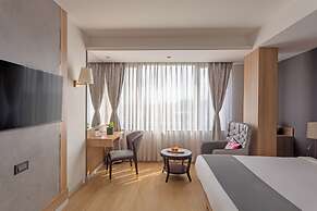 Hill Berry - A SoVo Hotel