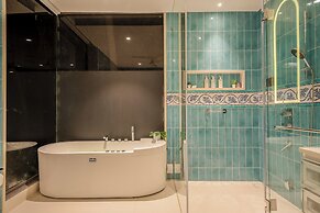 Staymaster Casa D'amaaya 4BR- Pool