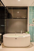 Staymaster Casa D'amaaya 4BR- Pool