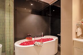 Staymaster Casa D'amaaya 4BR- Pool