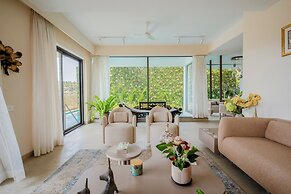 Staymaster Casa D'amaaya 4BR- Pool