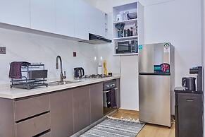 Makao By Edmor Suites