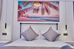 Makao By Edmor Suites