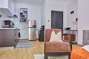 Makao By Edmor Suites