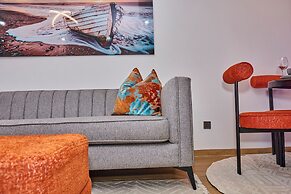 Makao By Edmor Suites