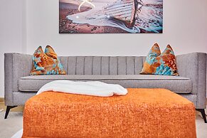 Makao By Edmor Suites