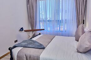 Makao By Edmor Suites