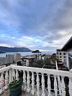 White Hills Apartments