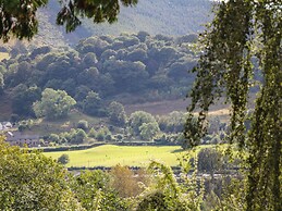 Sun Trevor Barn 1