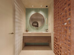 Eteon Living Suites
