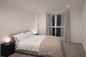 Round The Clock Bookings - Wharf 1ne