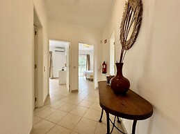 Vilamoura Summer Villa 3 by Homing