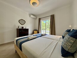 Vilamoura Summer Villa 3 by Homing