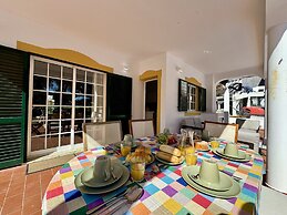 Vilamoura Summer Villa 3 by Homing