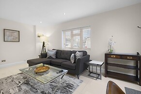 Modern Comfort 2-Bedroom, 2-Bathroom House