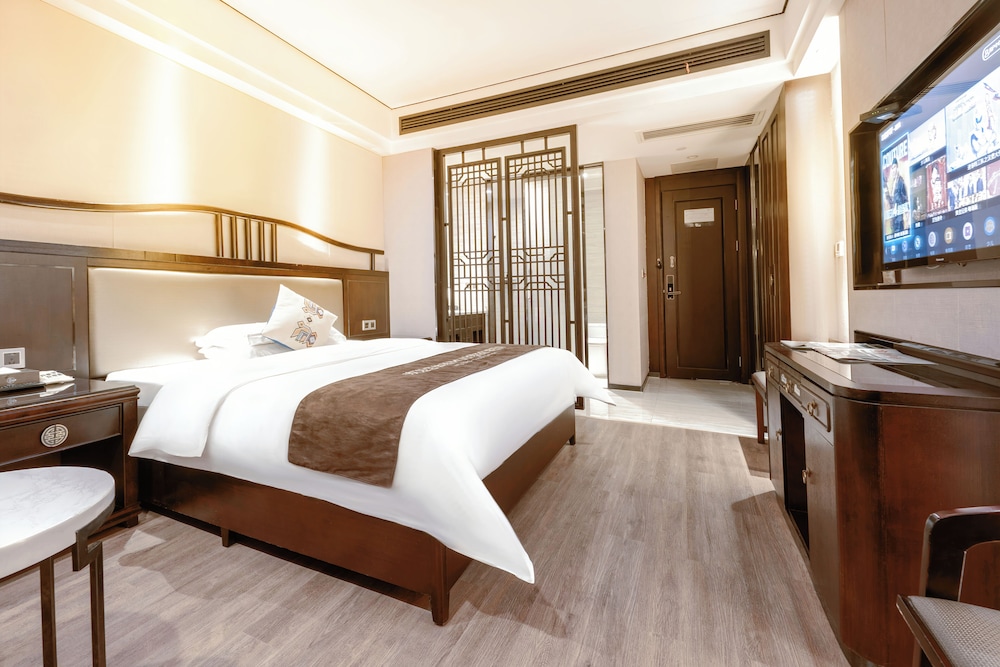 Tianmen Summit Hotel