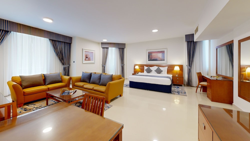 Golden Sands 5 Hotel Apartment
