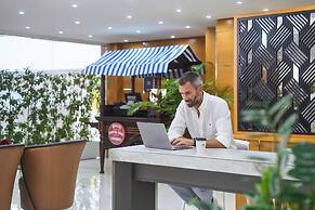 Golden Sands 5 Hotel Apartment