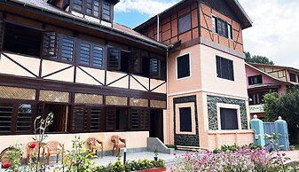 Lakshmi Guest House
