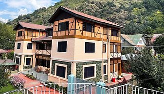Lakshmi Guest House