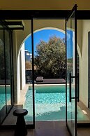 Exomitis1 Cellar & Sea Escape