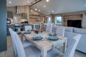 Carn Springs Lodge - 3 Bed - Devonshire Dr - Tenby