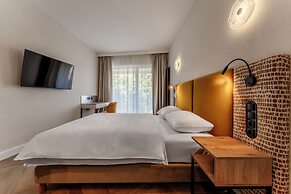 Art Queen Aparthotel