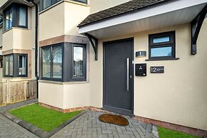 Grand 5 Bedrooms and 3 Bath Birmingham Home