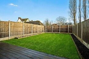 Grand 5 Bedrooms and 3 Bath Birmingham Home