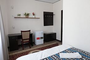 Apricot Lodge