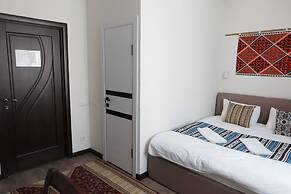 Apricot Lodge
