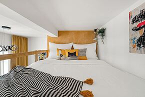 Urban Loft Apartment