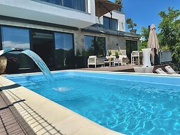 Imperia Luxury Vila