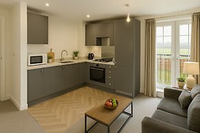 Modern Flat near Anfield & Free Parking