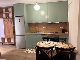 Aisha Apartment