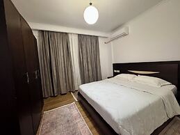 Aisha Apartment