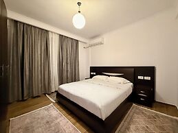 Aisha Apartment