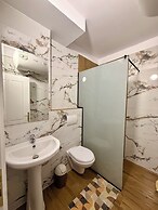 Aisha Apartment