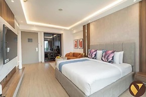 Vogue | JW Marriott Marina | Direct Access to Marina Mall
