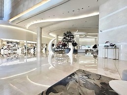 Vogue | JW Marriott Marina | Direct Access to Marina Mall