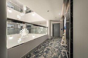 Pearly Hotel