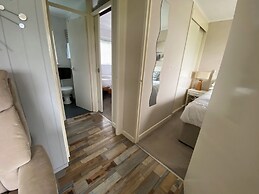 300 California Sands