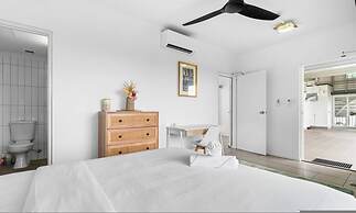 Zen Marina Studio Bayview - Shared Pool - Central